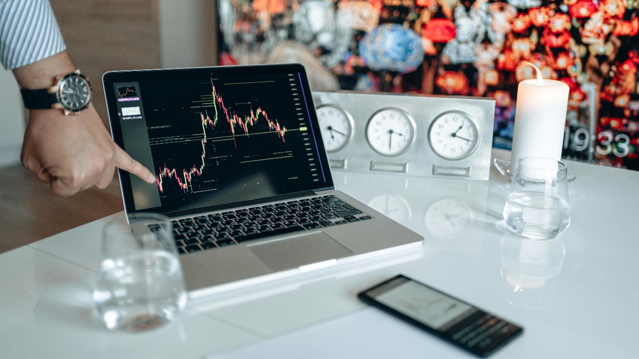 Coin Recovery for Victims of Phishing and Fraud